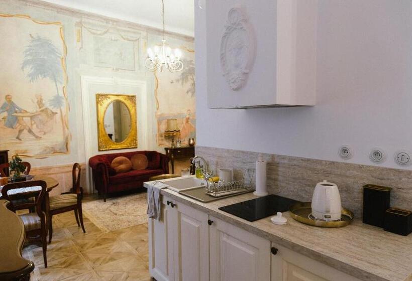 １ベッドルームのデラックスアパートメント, Opera Apartments