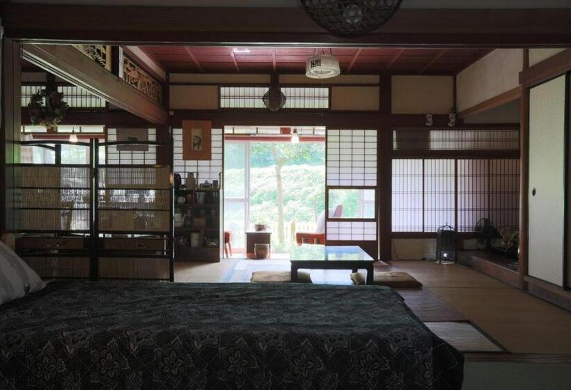 标准间, 棚田ハウス