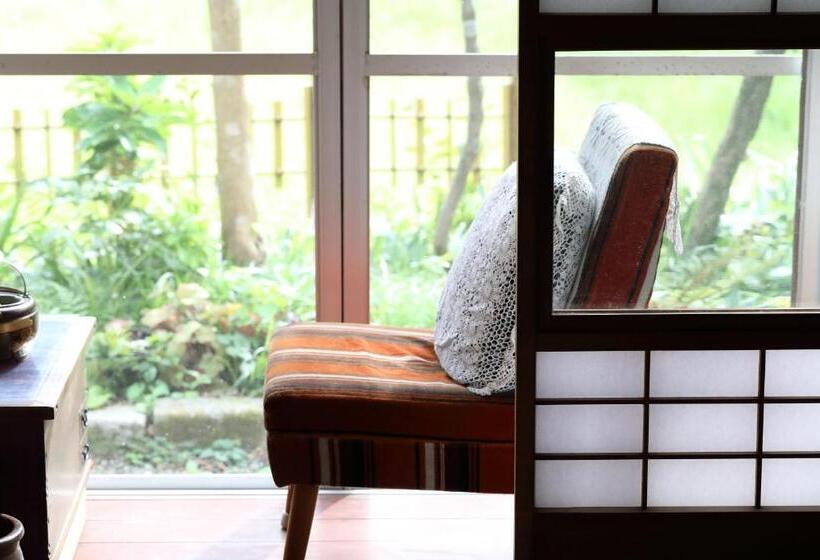 标准间, 棚田ハウス