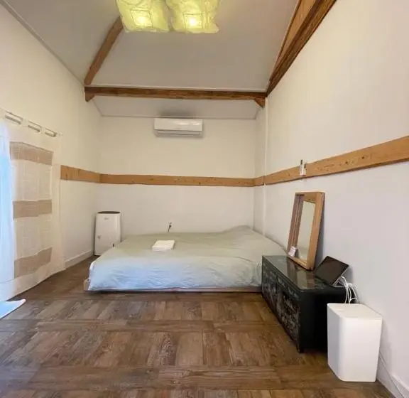 スタンダードルーム, Eoulim House