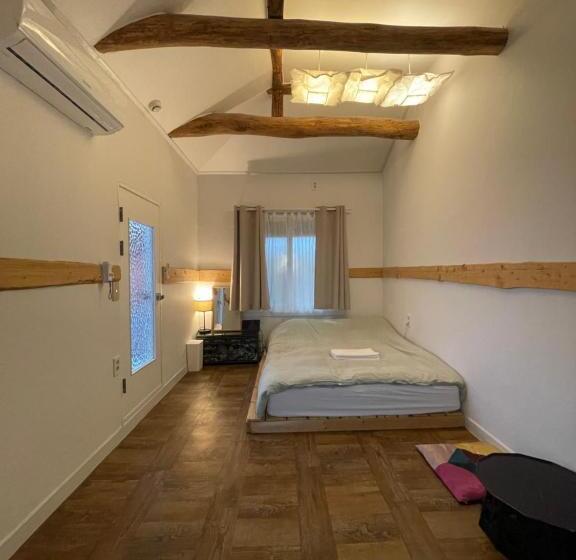 اتاق استاندارد, Eoulim House