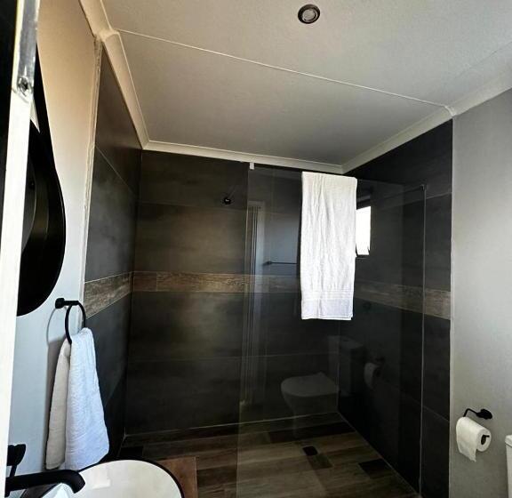 스탠다드 룸 풀장 전망, Suumthing Private Guesthouse