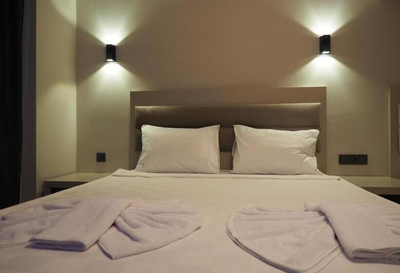 标准间带阳台, Zeni̇a Otel