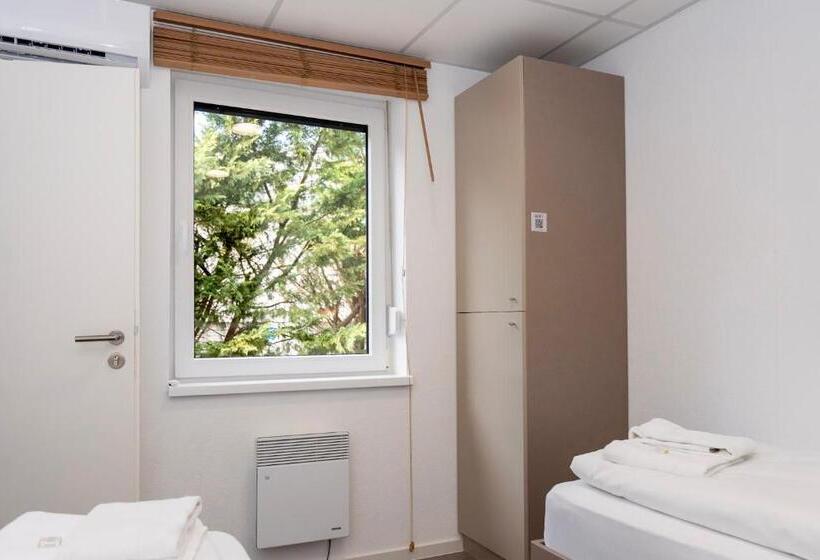 Четырехместный Номер Стандарт, Comfort Housing Apartments