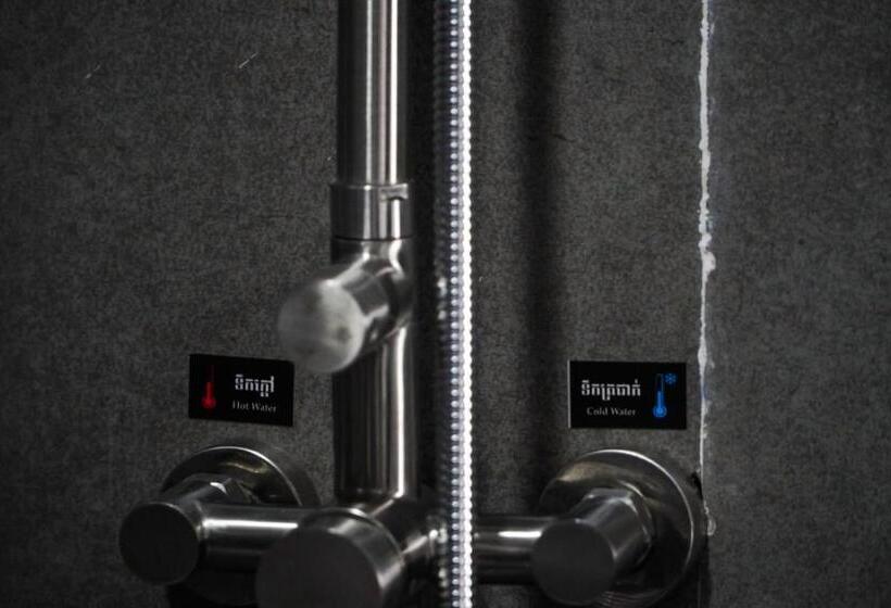 غرفة سوبيريور, Angkor Sivutha