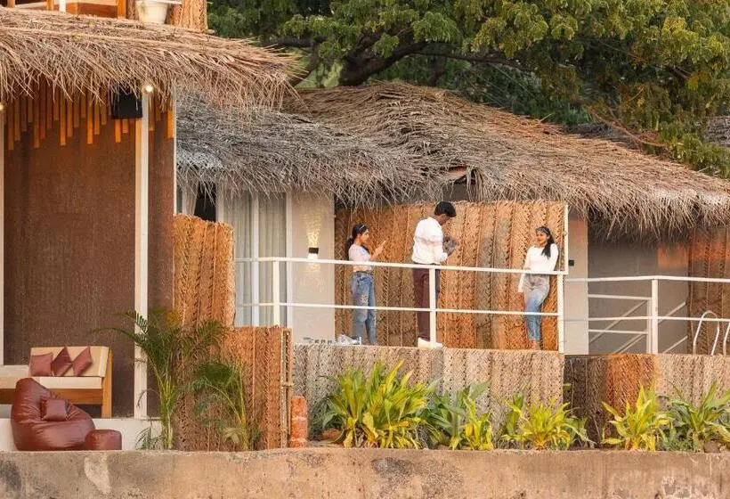 シャレー1寝室, Destiny Goa Beach Resort