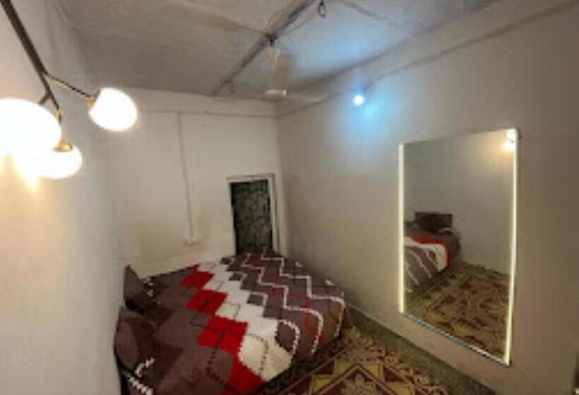 スタンダードルーム, Mahakal Homestay , Darjeeling