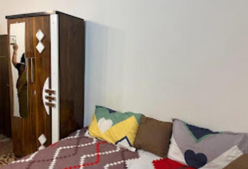 スタンダードルーム, Mahakal Homestay , Darjeeling