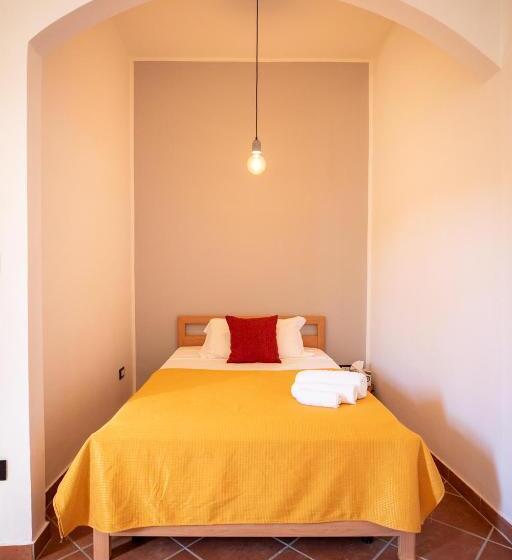 غرفة قياسية, Omero