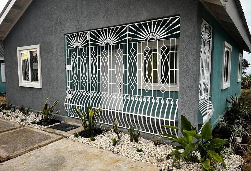 ویلای 2 خوابه, Sky View Villas @ Edmund Ridge Estate
