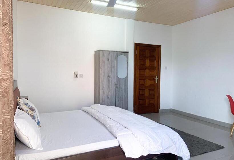 Apartament 3 Dormitoare, Adrich Properties Cantonment