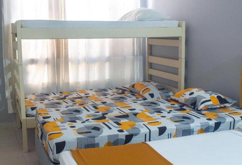 Quarto Quádruplo Estandar, Casa Hotel Las Gaviotas Santamarta