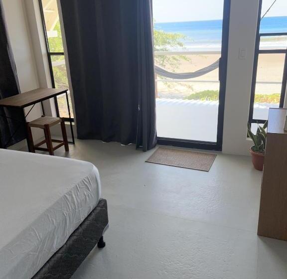 豪华海景房带阳台, Stella Mar Oceanfront