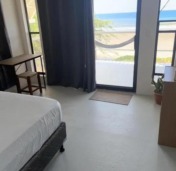 オーシャンビューデラックスルームバルコニー付き, Stella Mar Oceanfront