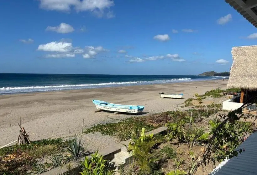 オーシャンビューデラックスルームバルコニー付き, Stella Mar Oceanfront