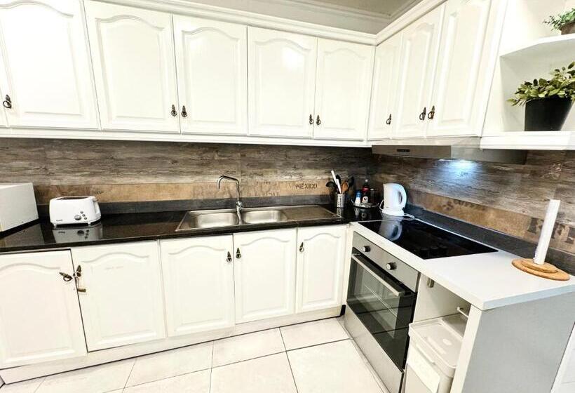 اتاق استاندارد یک نفره, Better Choice Lisbon