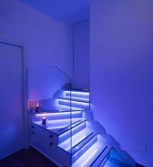 اتاق لوکس با بالکن, Effedi Loft