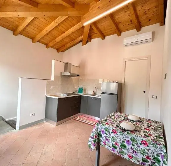 Standard Neljän Hengen Huone, Guest House Il Il Podestà