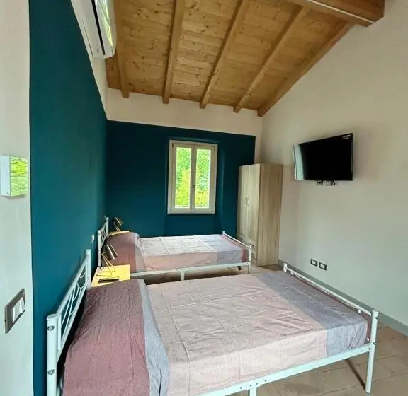 Standard Neljän Hengen Huone, Guest House Il Il Podestà