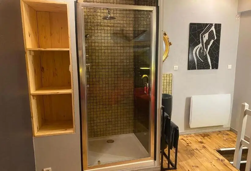 Standard-huone, à Home Love Spa, Le Plus Luxueux Parmi Nos 2 établissements