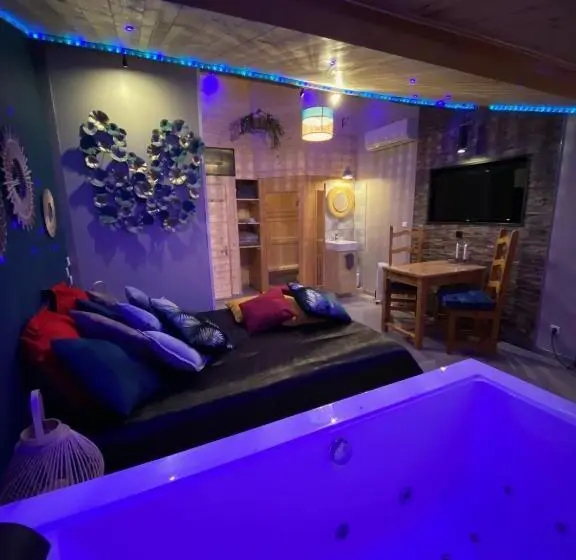 Standard-huone Puutarhanäkymä, à Home Love Spa, Le Plus Luxueux Parmi Nos 2 établissements