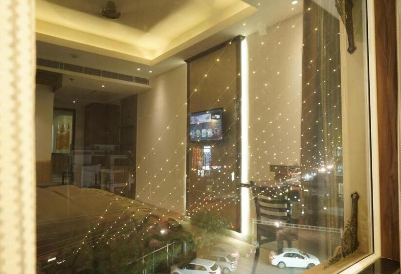 Номер Superior, Centra