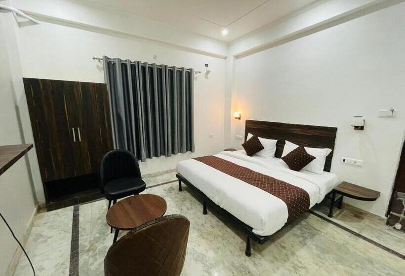 Номер Стандарт Вид на Море с Балконом, Sangam View