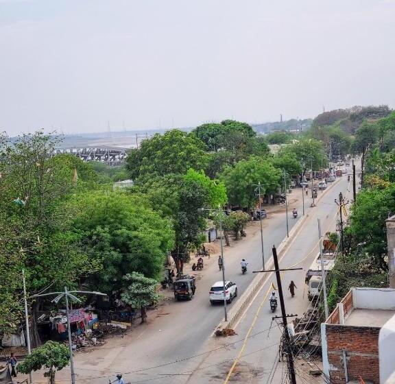 Люкс Вид на Реку, Sangam View