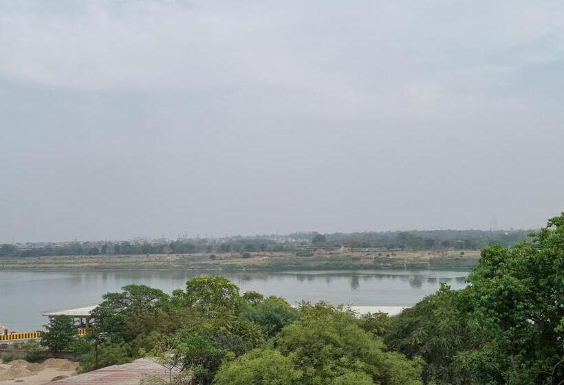 Номер Стандарт Вид на Море с Балконом, Sangam View