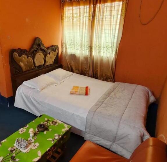 اتاق خانوادگی, Short Time Stay