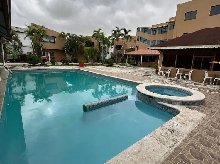 اتاق لوکس, Tropicana Santo Domingo