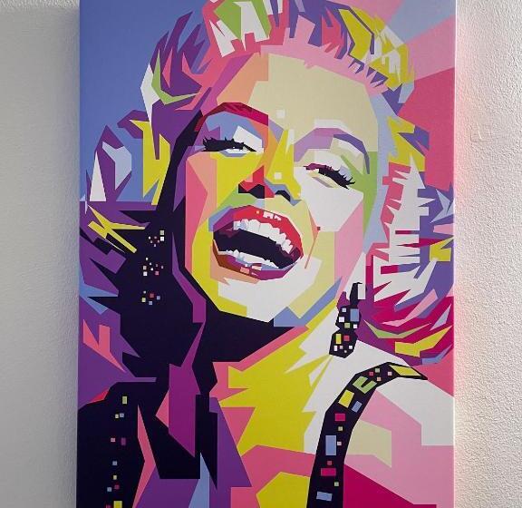 جناح جونيور عائلى, 7suites