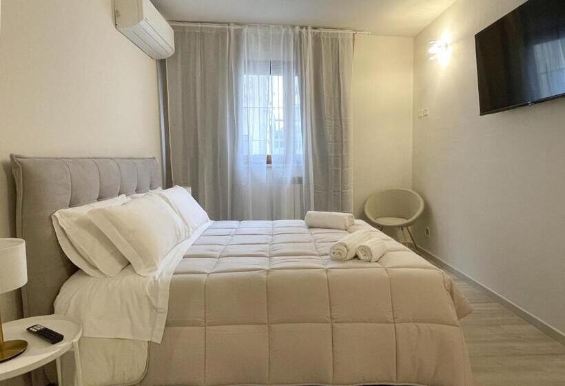 جناح جونيور عائلى, 7suites