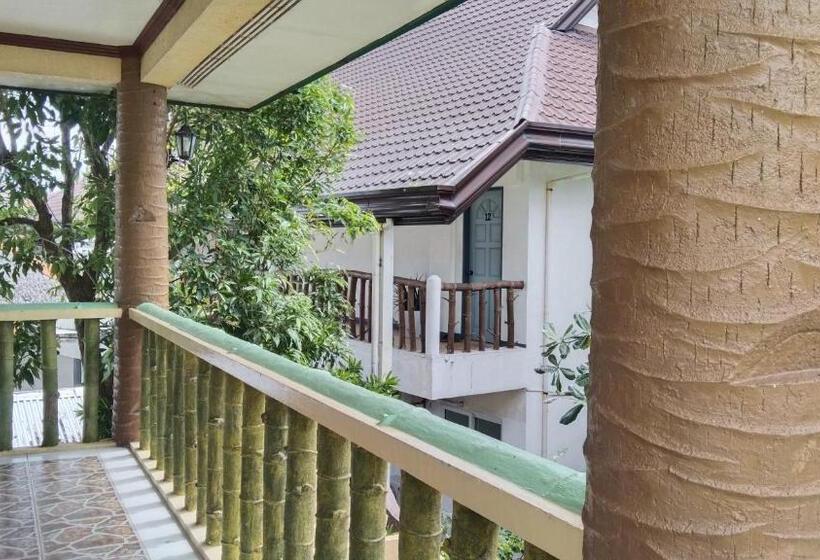 اتاق استاندارد با بالکن, Hmc Guesthouse  Malapascua Island Air Conditioned Room #1