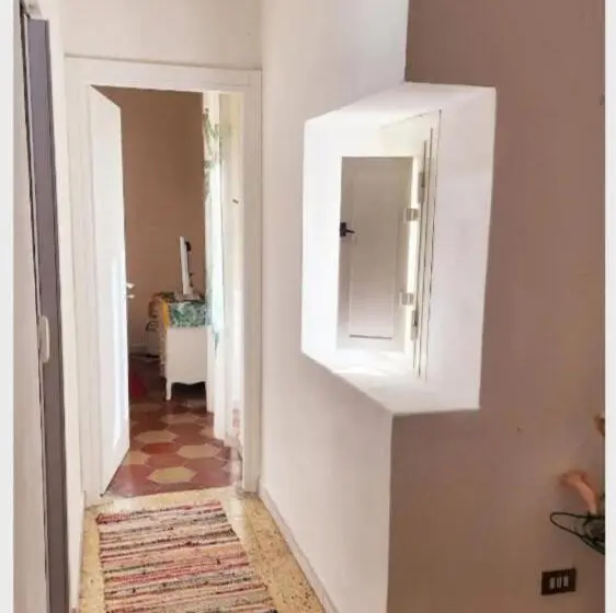 اتاق استاندارد, Sweet Home