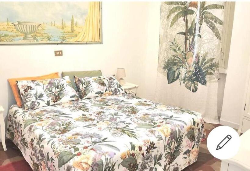 اتاق استاندارد, Sweet Home