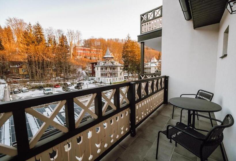 豪华房间, Pensiunea Sylvania