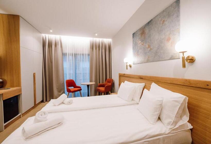 豪华房间, Pensiunea Sylvania