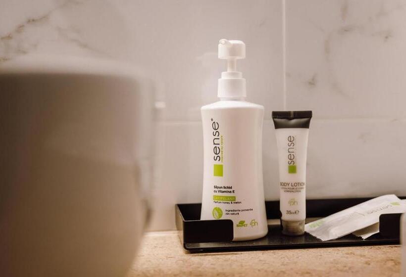 家庭套房, Pensiunea Sylvania