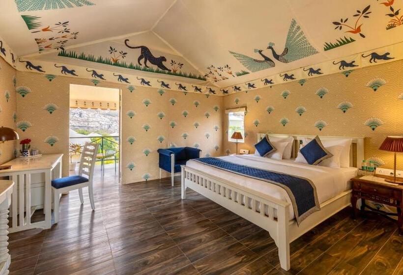 Quarto Estandar Vista Montanha, Sterling Rewild Sariska