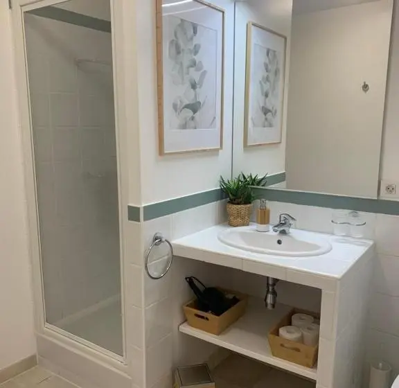 スタンダードルーム, Chambre 2 Dans Un Petit Paradis