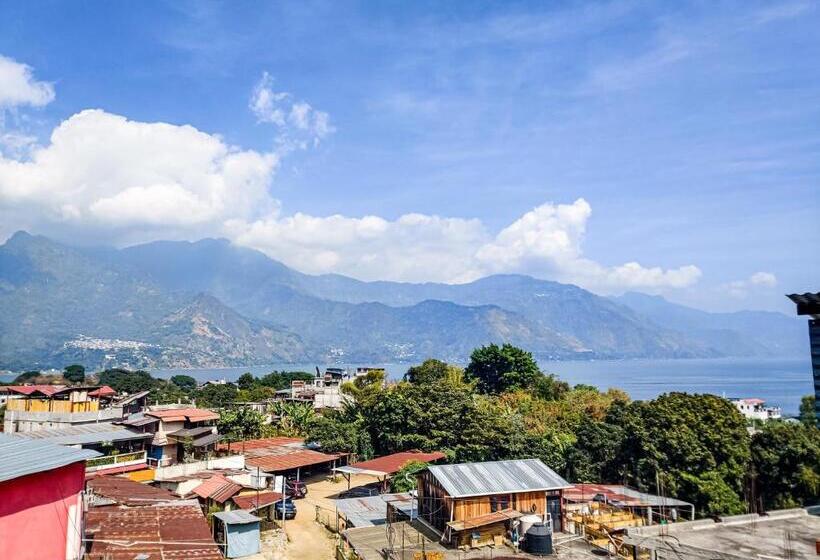 اتاق ساده سه نفره, Joyas Del Sol