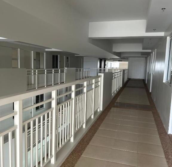 2 Bedroom Family Apartment with Views, The Atherton