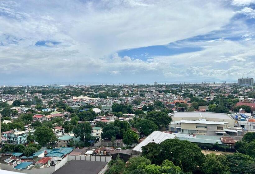 2 Bedroom Family Apartment with Views, The Atherton