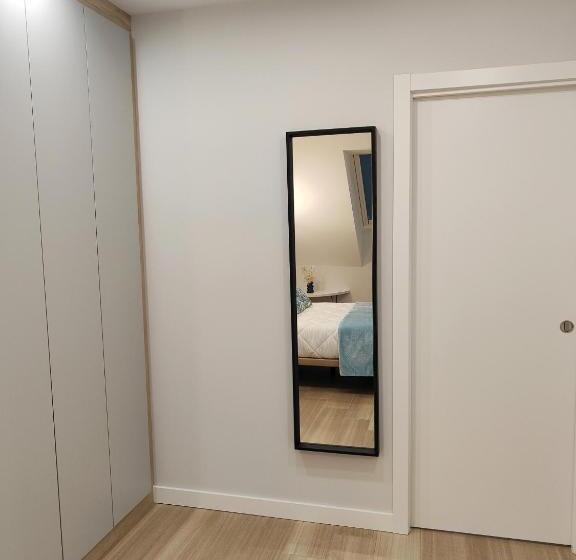 带1个卧室的顶楼公寓, Apartamentos Centro Oviedo Caveda