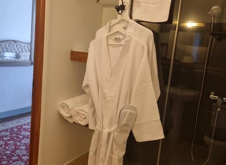 キングサイズベッドのスタンダードルーム, Chez Jack Confolens