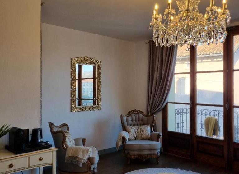 キングサイズベッドのスタンダードルーム, Chez Jack Confolens