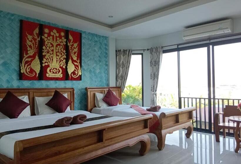 Standard Kolmen Hengen Huone, พลอยไพลินploypailin