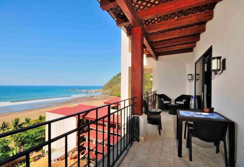 דירת חדר, Jaco Beach Front Condo In 5 Star Resort!