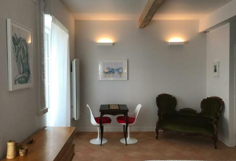 חדר סטנדרט עם מיטת קינג, B&b Le Chat Qui Dort